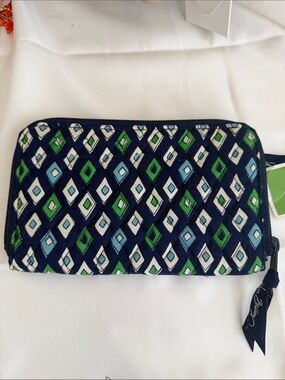 Vera Bradley Blue and Green Zip-Around Mosaic Diamond Wallet